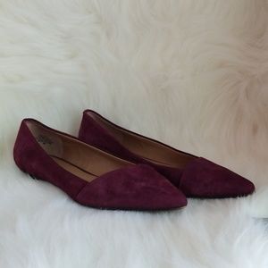 Crown Vintage Pointed Toe Flats size 6